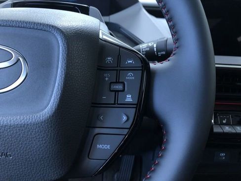 New 2026 Toyota Prius Plug-In Hybrid FWD image 18