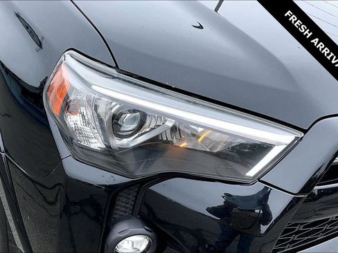 Used 2021 Toyota 4Runner SR5 RWD image 31