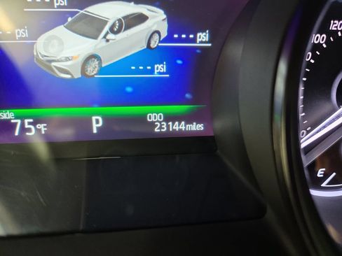 Used 2023 Toyota Camry SE AWD/4WD image 23
