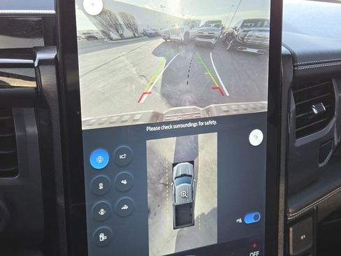 Used 2023 Ford F150 Lightning Platinum image 5