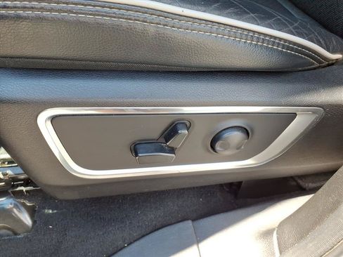 Used 2025 RAM 1500 Laramie AWD/4WD image 27