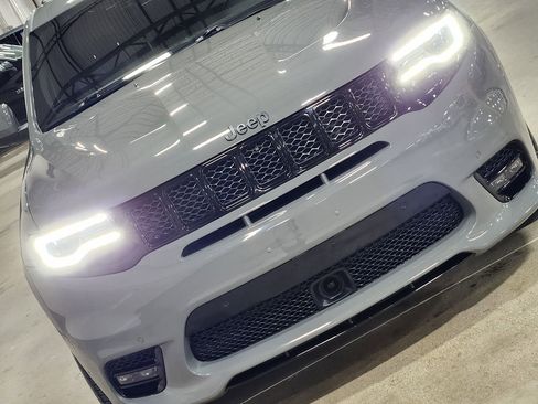 Used 2021 Jeep Grand Cherokee SRT image 19