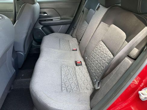 Used 2025 Nissan Kicks SV FWD image 14