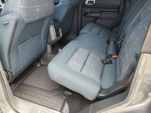 Used 2025 Ford Bronco Heritage Edition AWD/4WD image 12