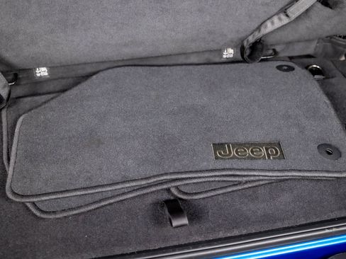 Used 2021 Jeep Wrangler Rubicon image 38