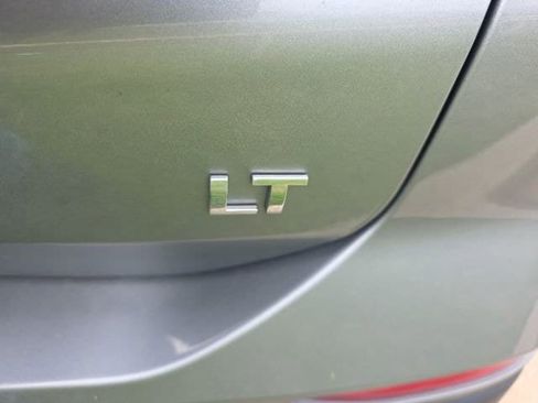 Used 2023 Chevrolet Equinox LT FWD image 13