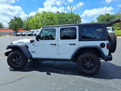 Used 2025 Jeep Wrangler Unlimited Sport S 4xe AWD/4WD image 18