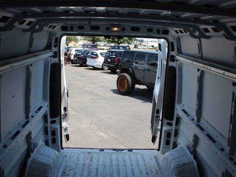 Used 2023 RAM ProMaster 2500 FWD image 22