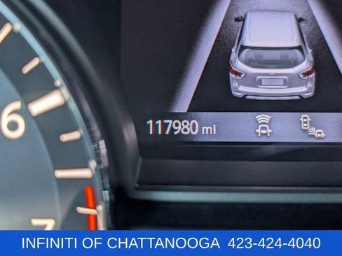 Used 2019 Nissan Pathfinder SL FWD image 22