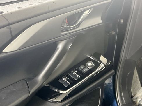 Used 2022 MAZDA CX-9 Touring Plus image 17