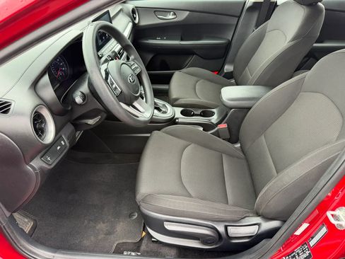 Used 2019 Kia Forte LXS FWD image 9
