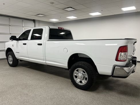 Used 2022 RAM 2500 Tradesman w/ Chrome Appearance Group image 7