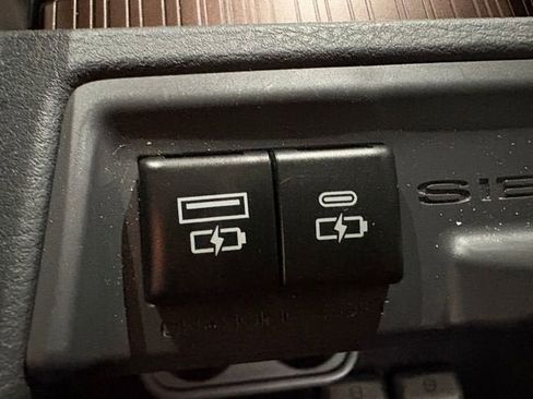 Certified 2024 Toyota Sienna XLE FWD image 12