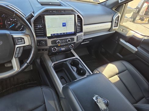 Used 2022 Ford F350 Lariat w/ Lariat Ultimate Package image 22