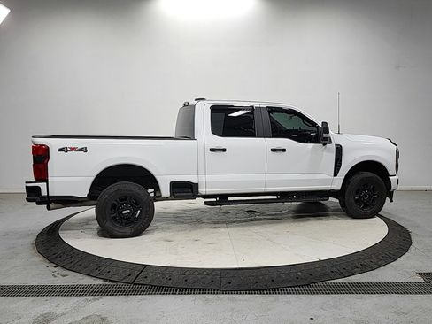 Used 2023 Ford F250 XL w/ STX Appearance Package AWD/4WD image 8