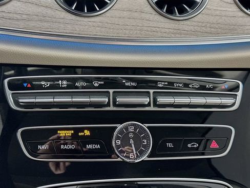 Used 2018 Mercedes-Benz E 400 4MATIC Cabriolet image 16