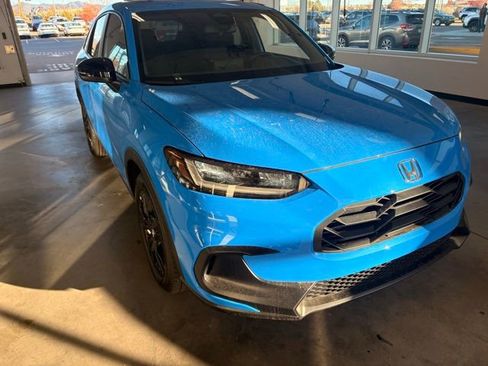 Used 2026 Honda HR-V Sport image 2