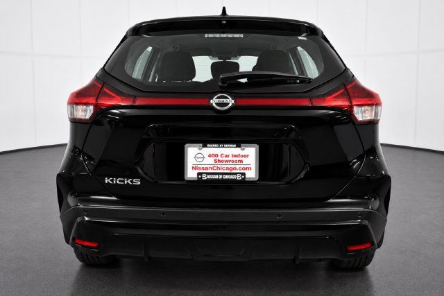 Used 2024 Nissan Kicks S FWD image 5