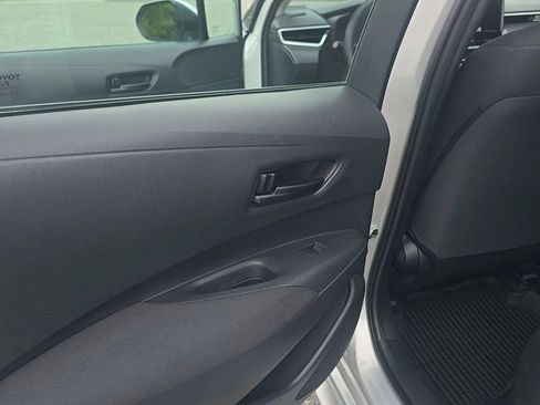 Used 2024 Toyota Corolla LE image 11