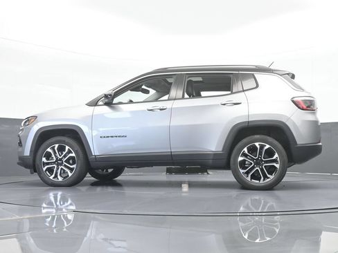 Used 2022 Jeep Compass Limited w/ Sun and Sound Group AWD/4WD image 55