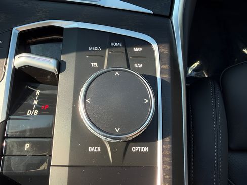Used 2023 BMW i4 eDrive40 w/ Premium Package RWD image 24