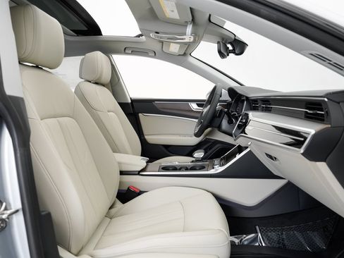 Used 2025 Audi A7 3.0T Premium image 21