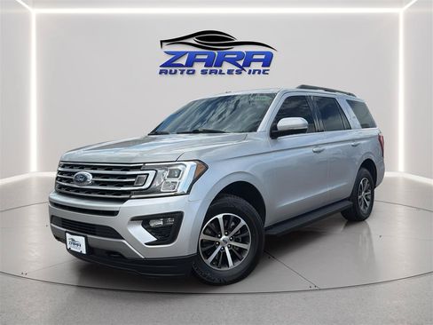 Used 2019 Ford Expedition XLT w/ Equipment Group 201A AWD/4WD image 1