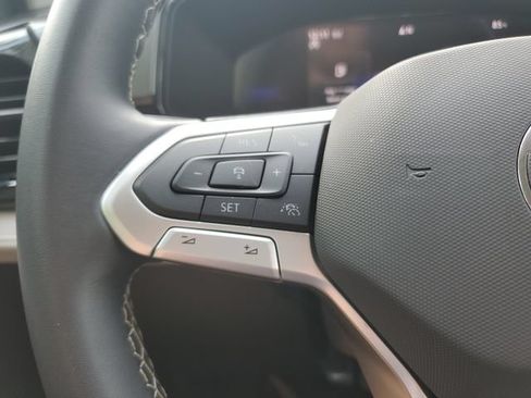 Certified 2025 Volkswagen Taos S AWD/4WD image 22