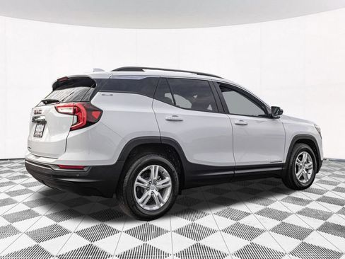 Used 2023 GMC Terrain SLE w/ Driver Convenience Package FWD image 11
