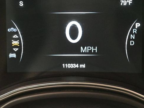 Used 2020 Jeep Grand Cherokee Laredo w/ Quick Order Package 2BN North AWD/4WD image 17