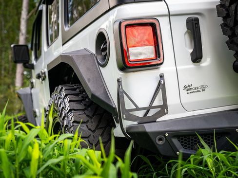 Used 2022 Jeep Wrangler Unlimited Sport AWD/4WD image 9