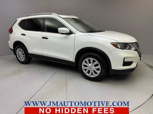 Used 2017 Nissan Rogue S AWD/4WD image 7