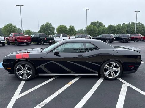 Used 2009 Dodge Challenger R/T RWD image 5