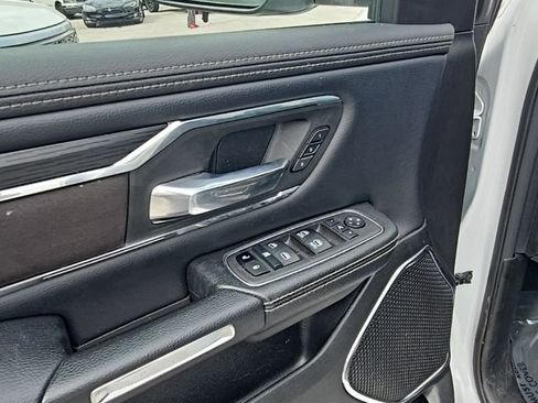 Used 2024 RAM 1500 Laramie image 11