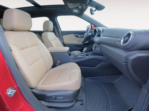 Used 2022 Chevrolet Blazer Premier w/ Enhanced Convenience Package image 14