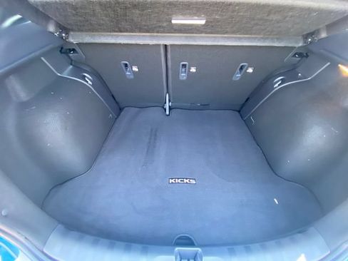 Used 2024 Nissan Kicks SR w/ SR Premium Package FWD image 15