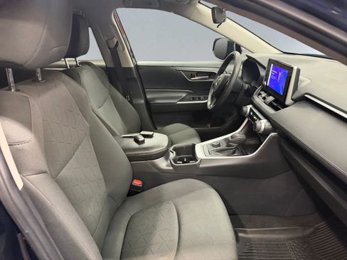 Used 2023 Toyota RAV4 XLE AWD/4WD image 20