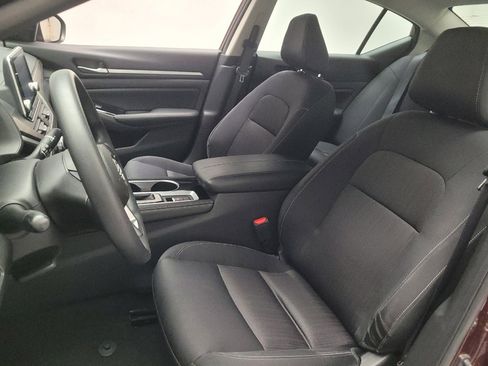 Used 2023 Nissan Altima 2.5 SV AWD/4WD image 17