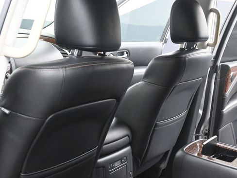 Used 2020 Nissan Armada SL w/ Premium Package image 21