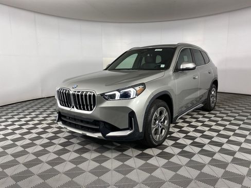 New 2026 BMW X1 xDrive28i w/ Technology Package image 3