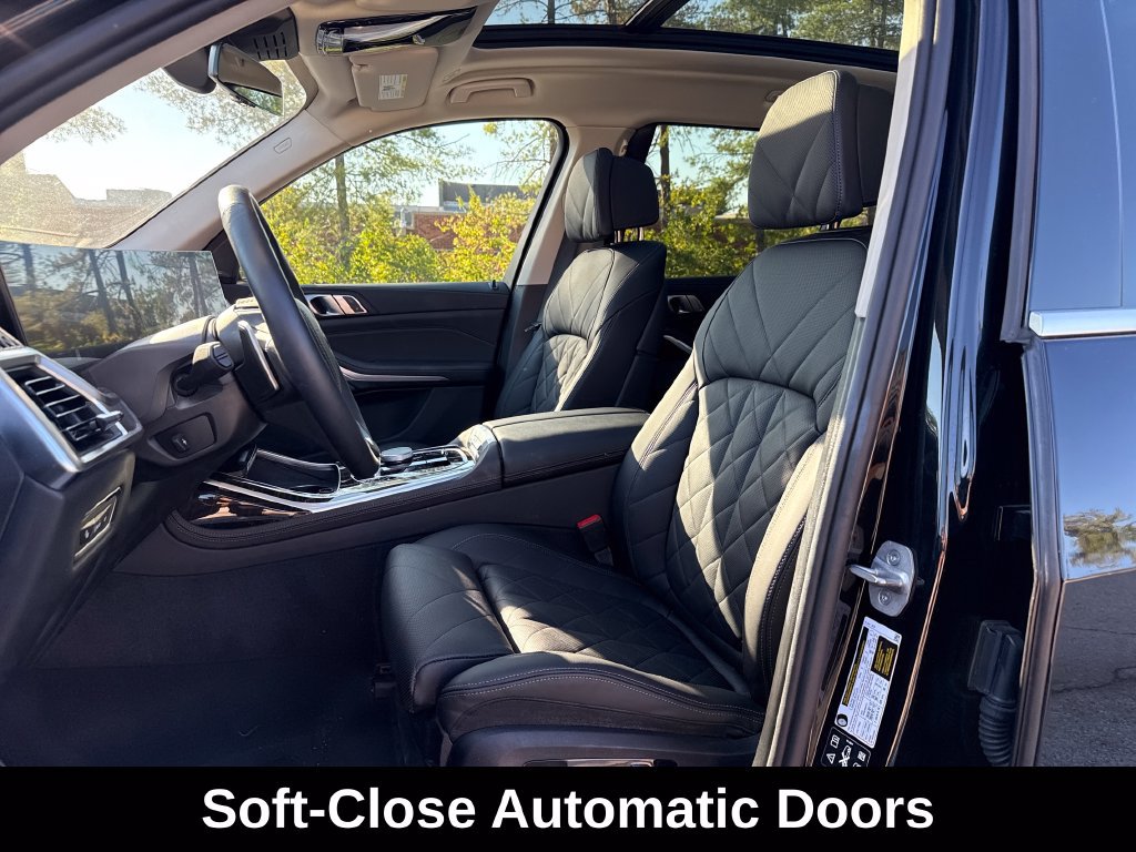 Used 2025 BMW X7 xDrive40i w/ Premium Package AWD/4WD image 12