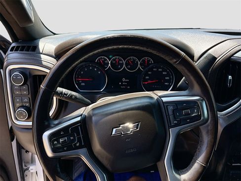 Used 2021 Chevrolet Silverado 1500 LT Trail Boss w/ Bed Protection Package image 11