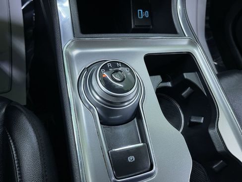 Used 2022 Ford Edge Titanium image 24