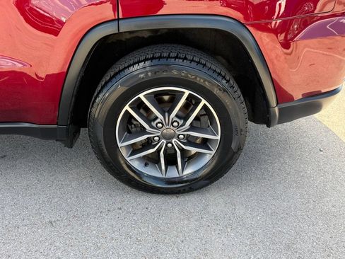 Used 2020 Jeep Grand Cherokee Limited RWD image 38