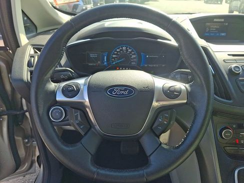 Used 2017 Ford C-MAX Energi SE w/ Equipment Group 402A image 19