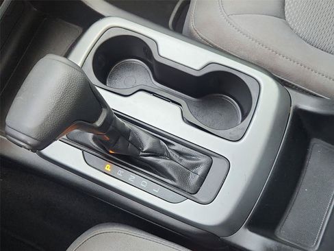 Used 2020 Chevrolet Colorado LT w/ LT Convenience Package RWD image 15