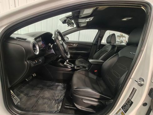 Used 2023 Kia Forte GT-Line image 26