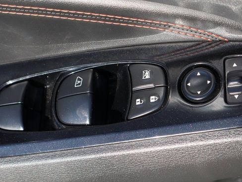 Used 2023 Nissan Altima 2.5 SR image 17