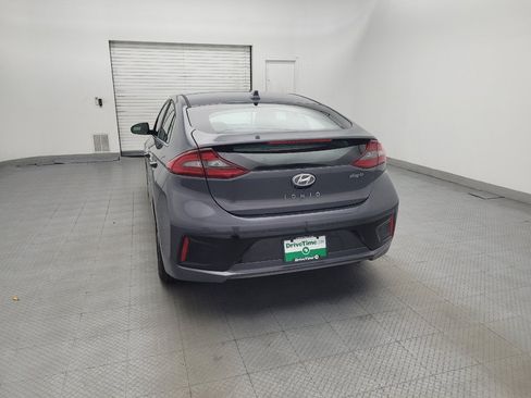 Used 2018 Hyundai Ioniq Limited FWD image 6