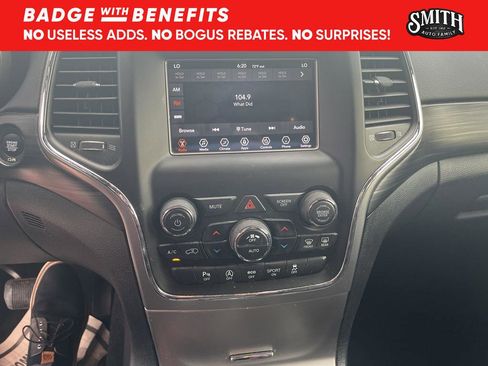 Used 2021 Jeep Grand Cherokee Laredo w/ Security & Convenience Group image 18